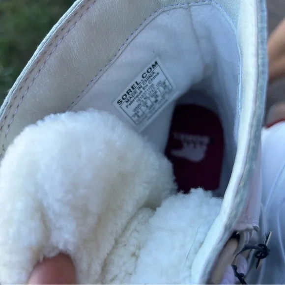Sorel White Ankle Boots with Red Accents - Picture 6 of 16